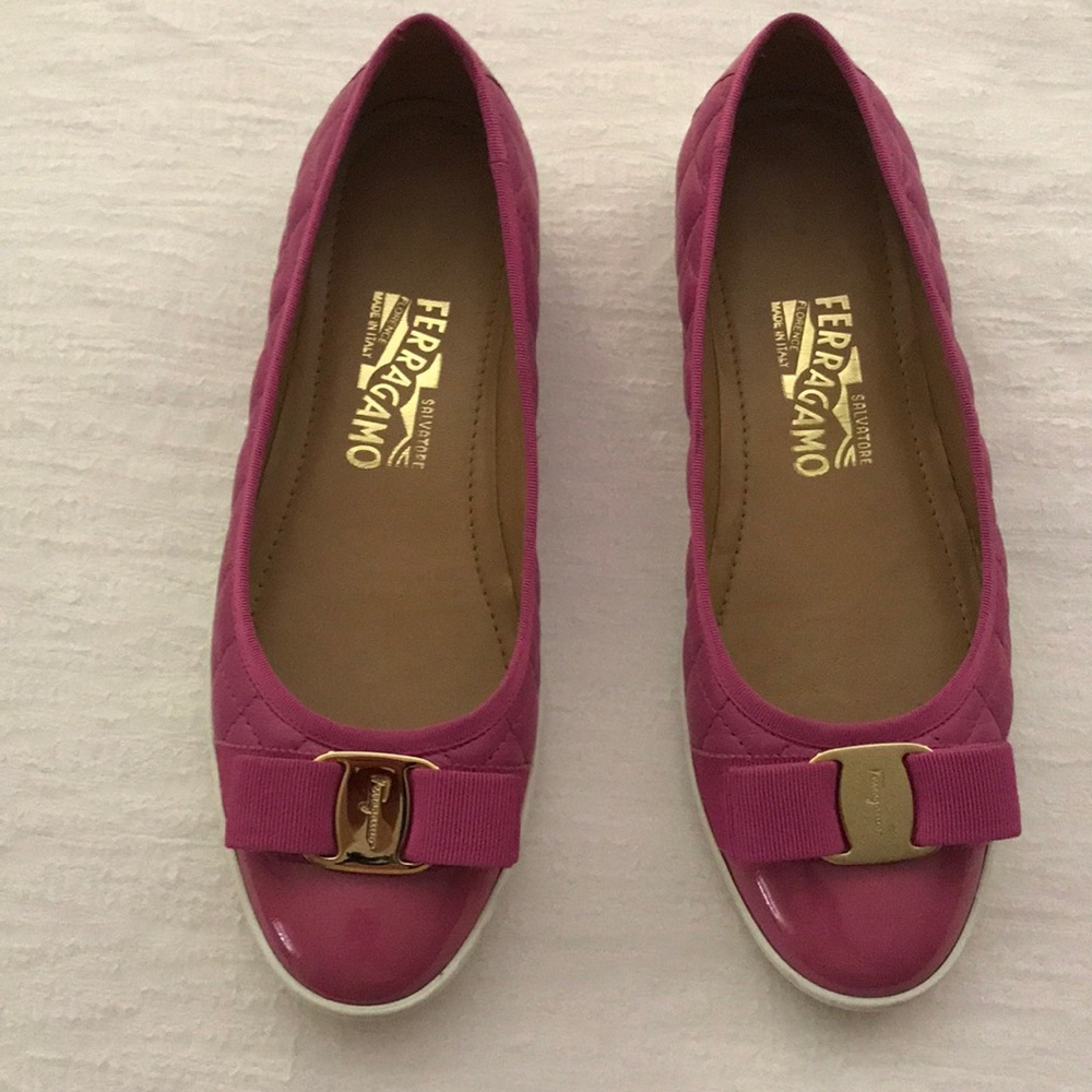Ferragamo pink flats
